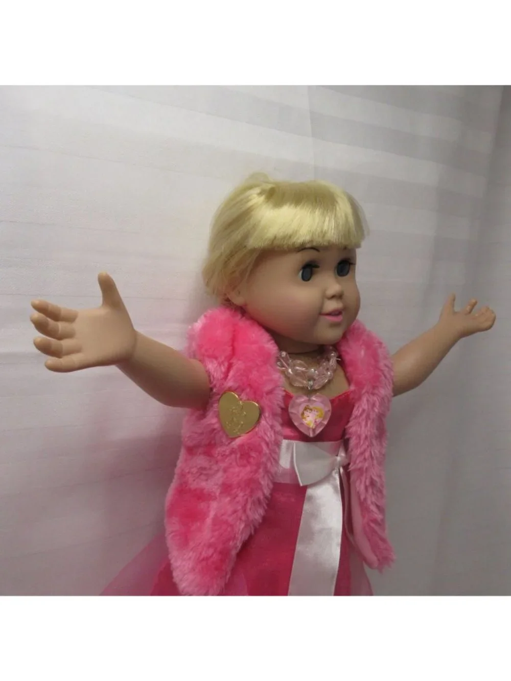 Fibre Craft FCM 1996 Blonde Jointed 18
